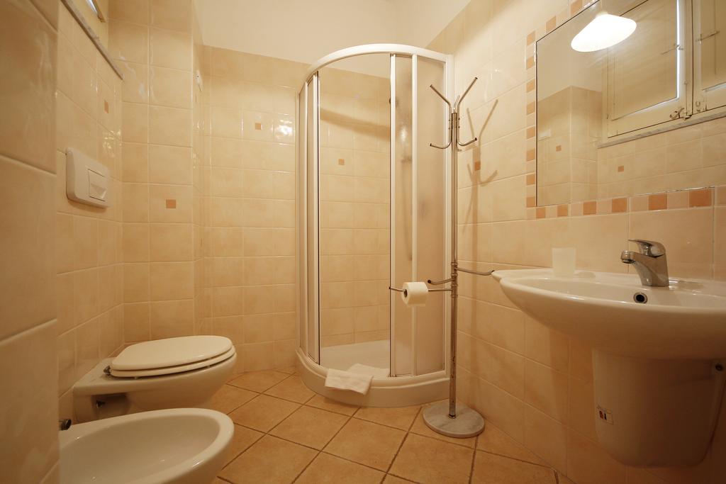 Ortigia Camere Con Vista Da Giulio B&B Syracuse Exterior foto
